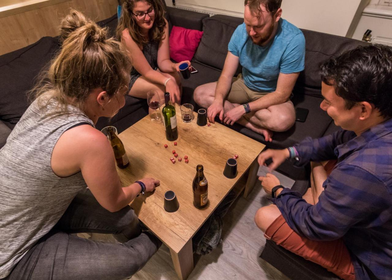 The Roadhouse Prague Hostel ภายนอก รูปภาพ