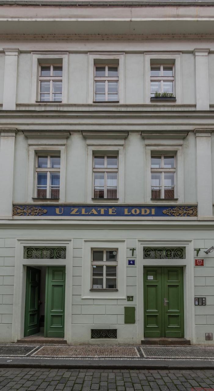 The Roadhouse Prague Hostel ภายนอก รูปภาพ